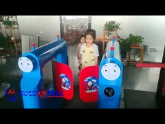 幼稚園 スイングバリアゲート 600 - 900mm 通過幅は両方向に調整できます